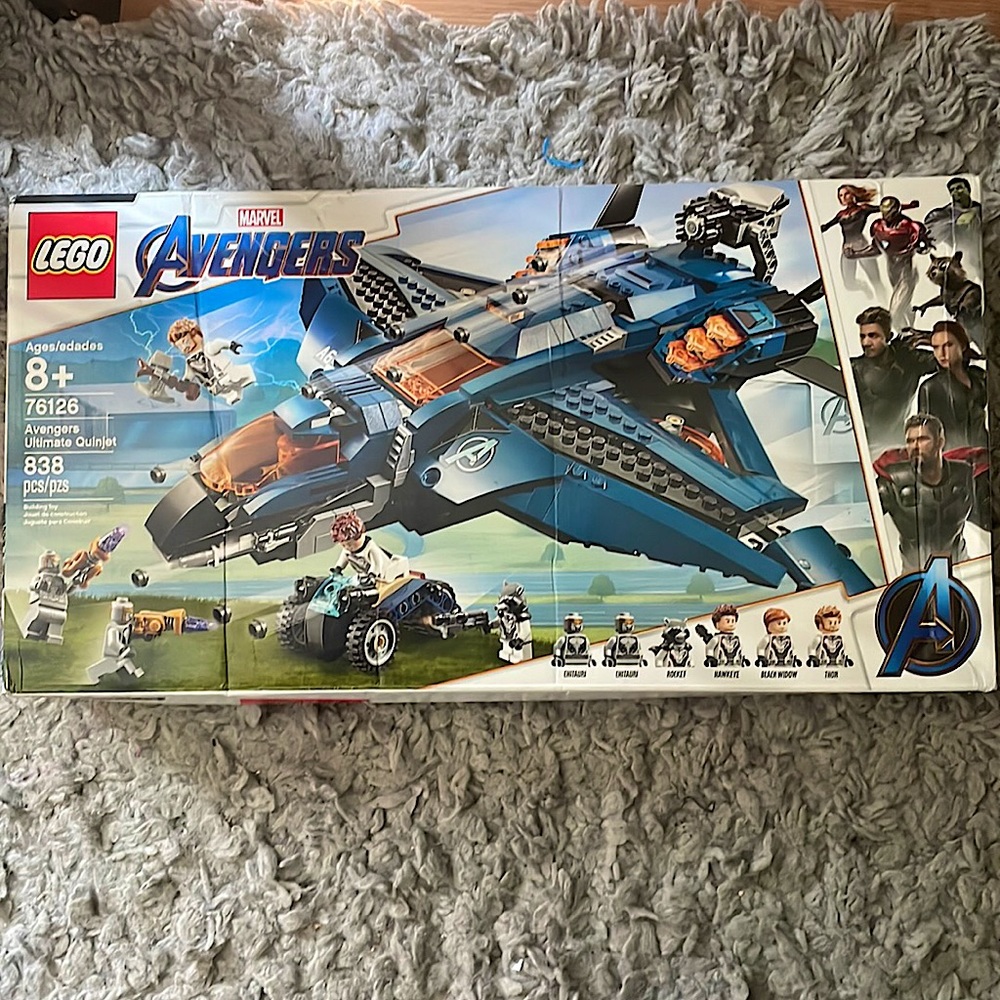 Marvel Super Heroes Avengers Ultimate Quinjet 76126